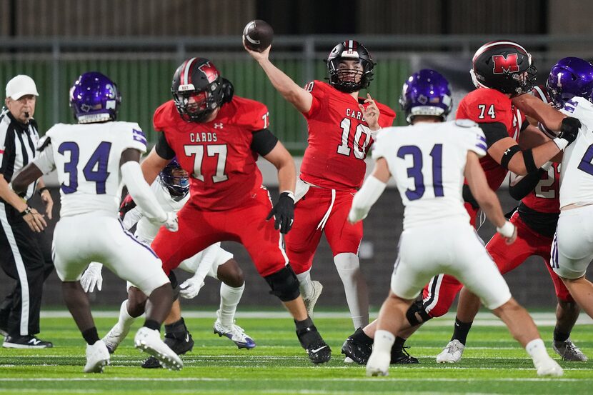 Quarterback Melissa Noah Schuback (10) throws a touchdown pass to wide receiver Brett Pool...